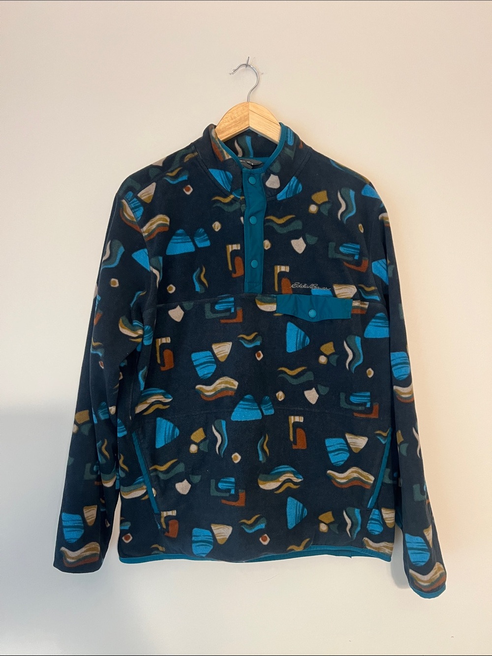 Eddie Bauer Black Fleece Pullover with Teal & Brown Abstract Print